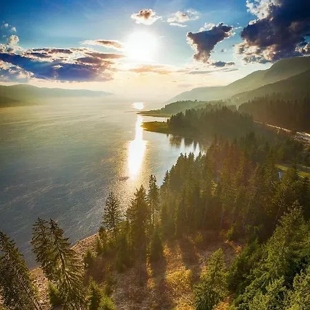 4u Luxury * دوسبات