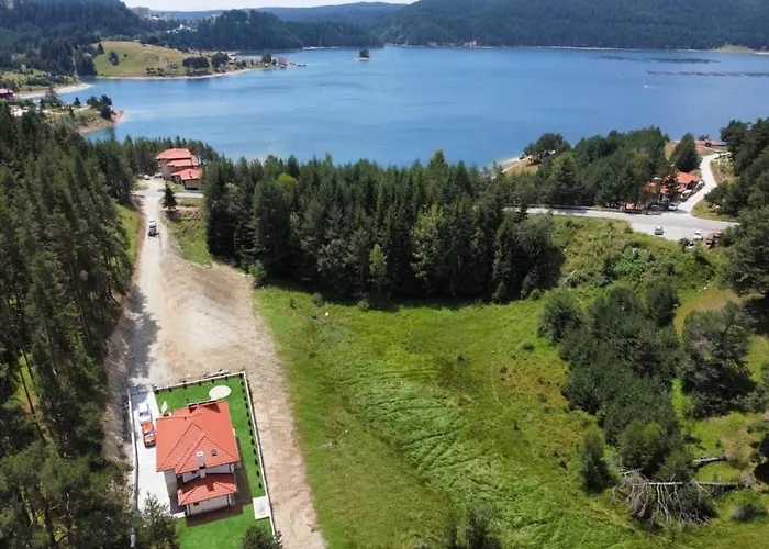 ヴィラ 4u Luxury *