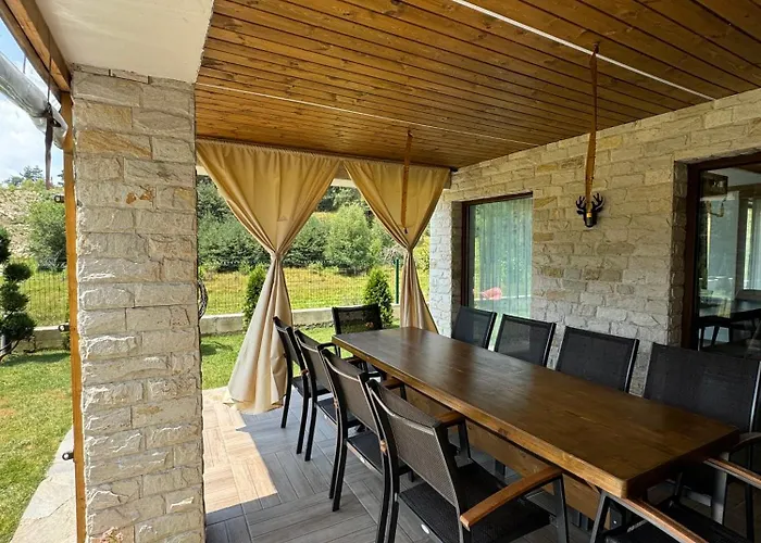 ヴィラ 4u Luxury *